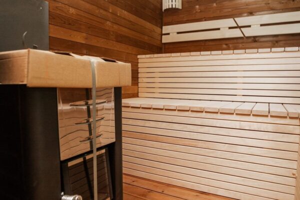 Outdoor Sauna, 4m x 2.4m, Schoten